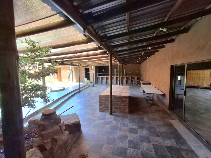 Commercial Property for Sale in Summerpride Eastern Cape